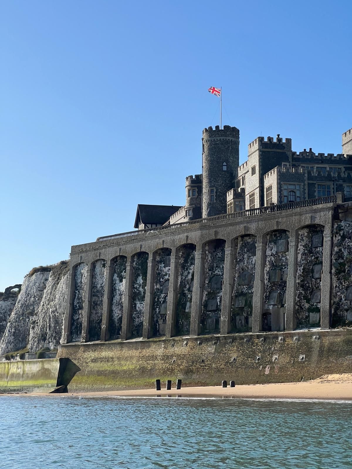 Kingsgate Castle from the beach