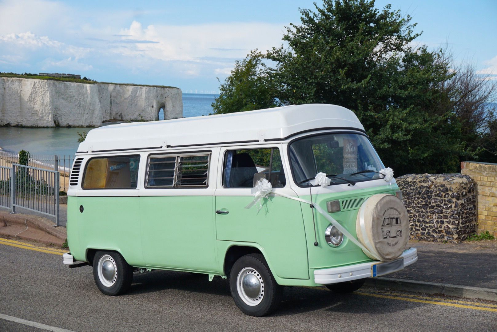 Wedding car at Kingsgate Bay