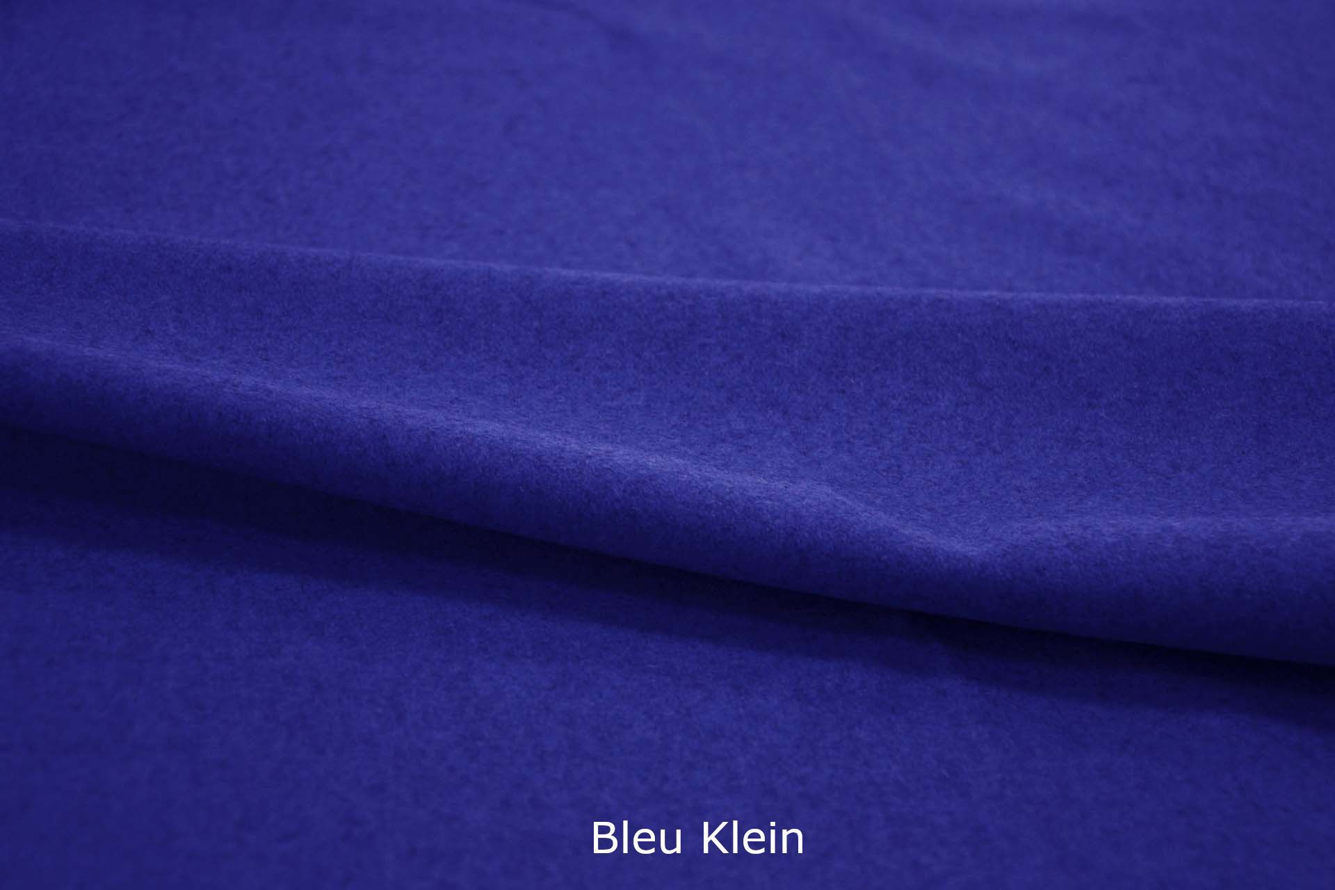 Tissu bleu klein