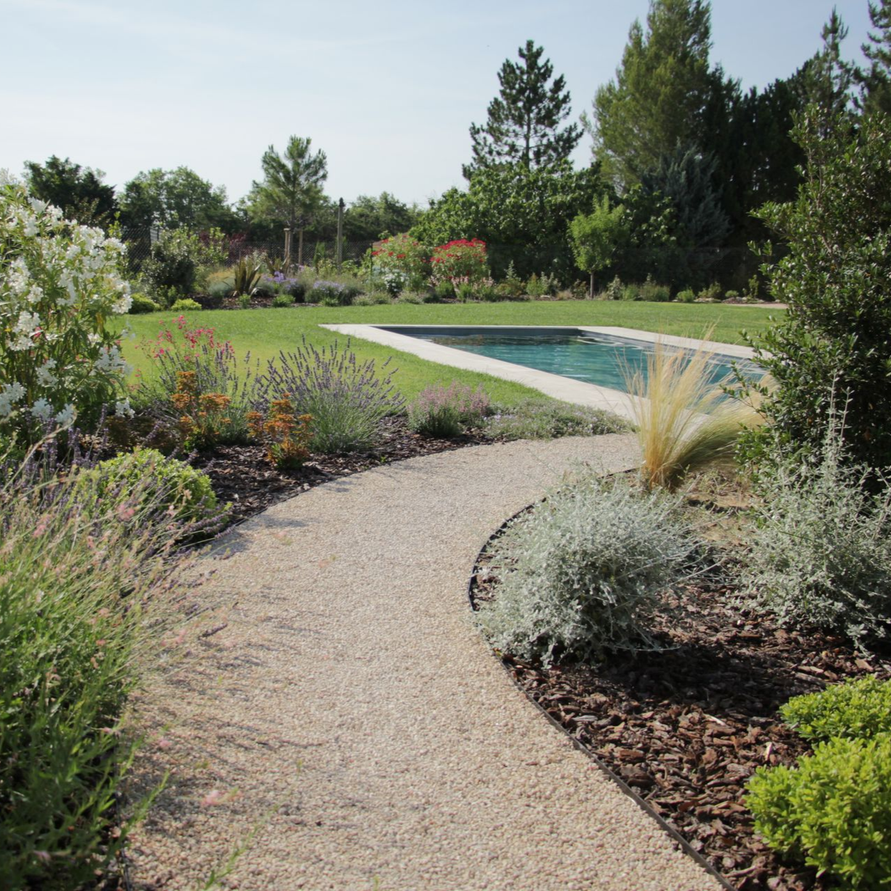 Aménagement jardin avec éclairage