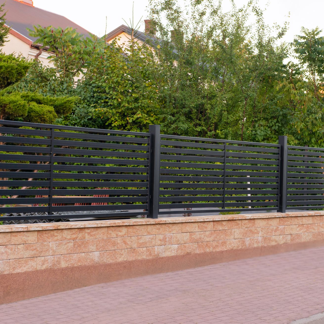 Pose de clôture avec création de muret