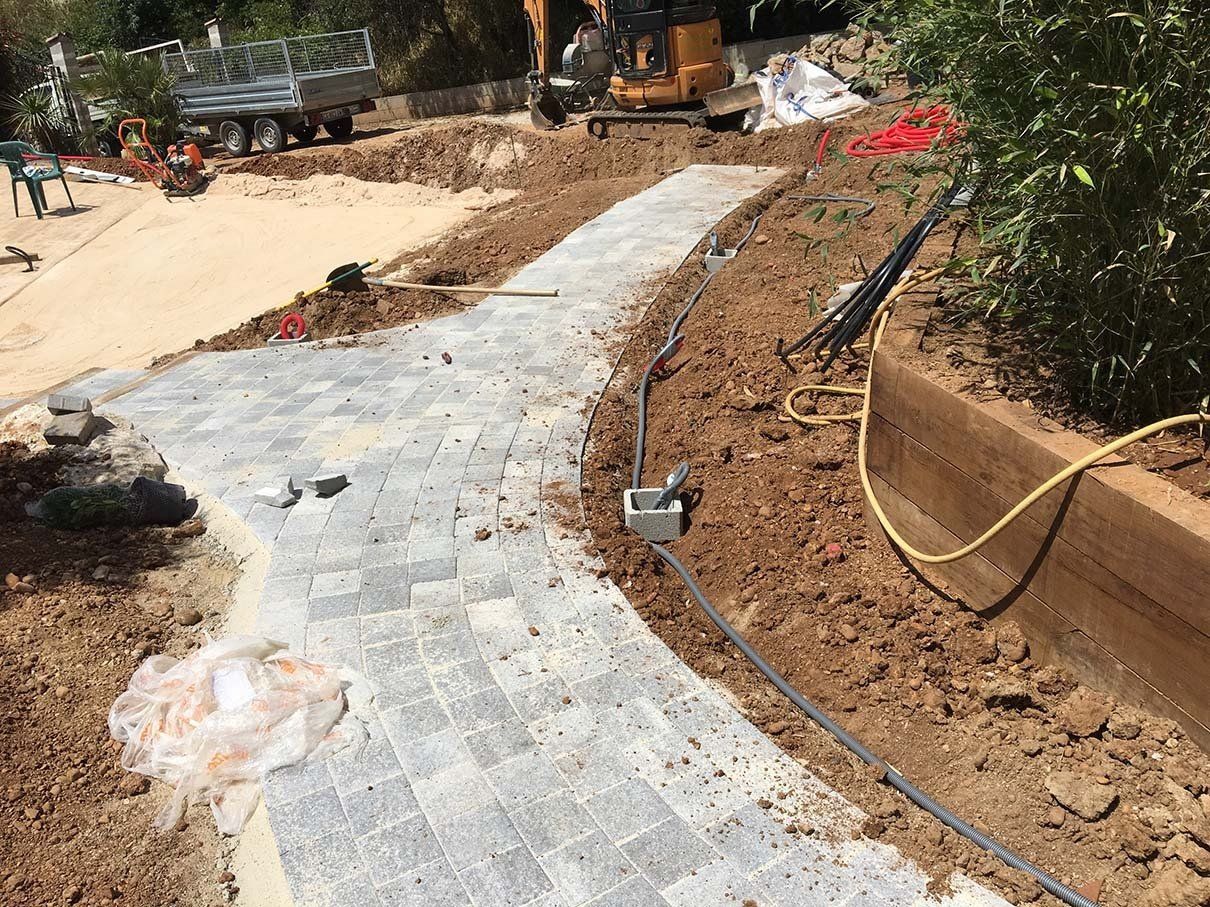 Construction d'allée de jardin