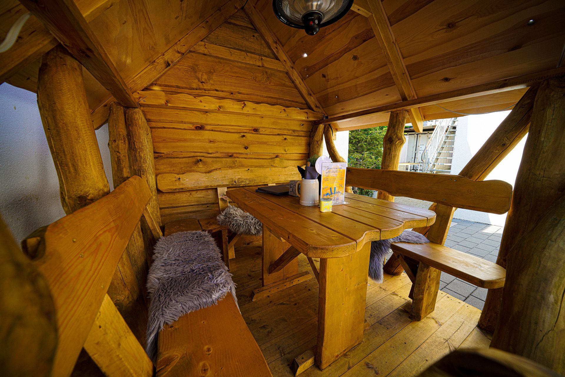 Küffner Hof - Hütte Außenbereich