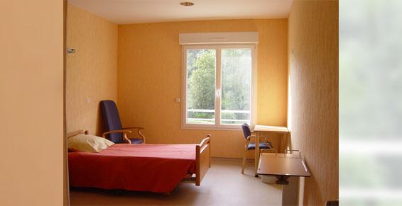 centre de soins de suite et de réadaptation à Tannay chambre 2