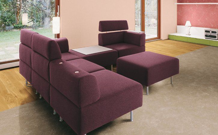 Malerwerkstatt Laufenburg OHG – Fußbodenverlegung, Sofa, Terrassentür