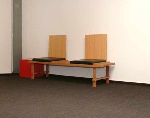 Malerwerkstatt Laufenburg OHG – Fußbodenverlegung, Sitzbank, Teppich