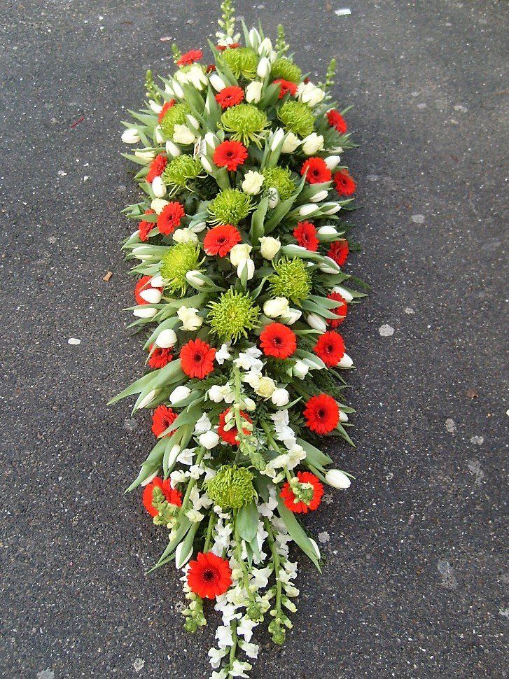 Dessus de cercueil classique