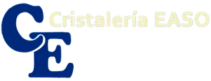 Logotipo de Cristaleria EASO con un gran monograma azul "CE" a la izquierda y el nombre de la empresa en texto beige a la derecha.