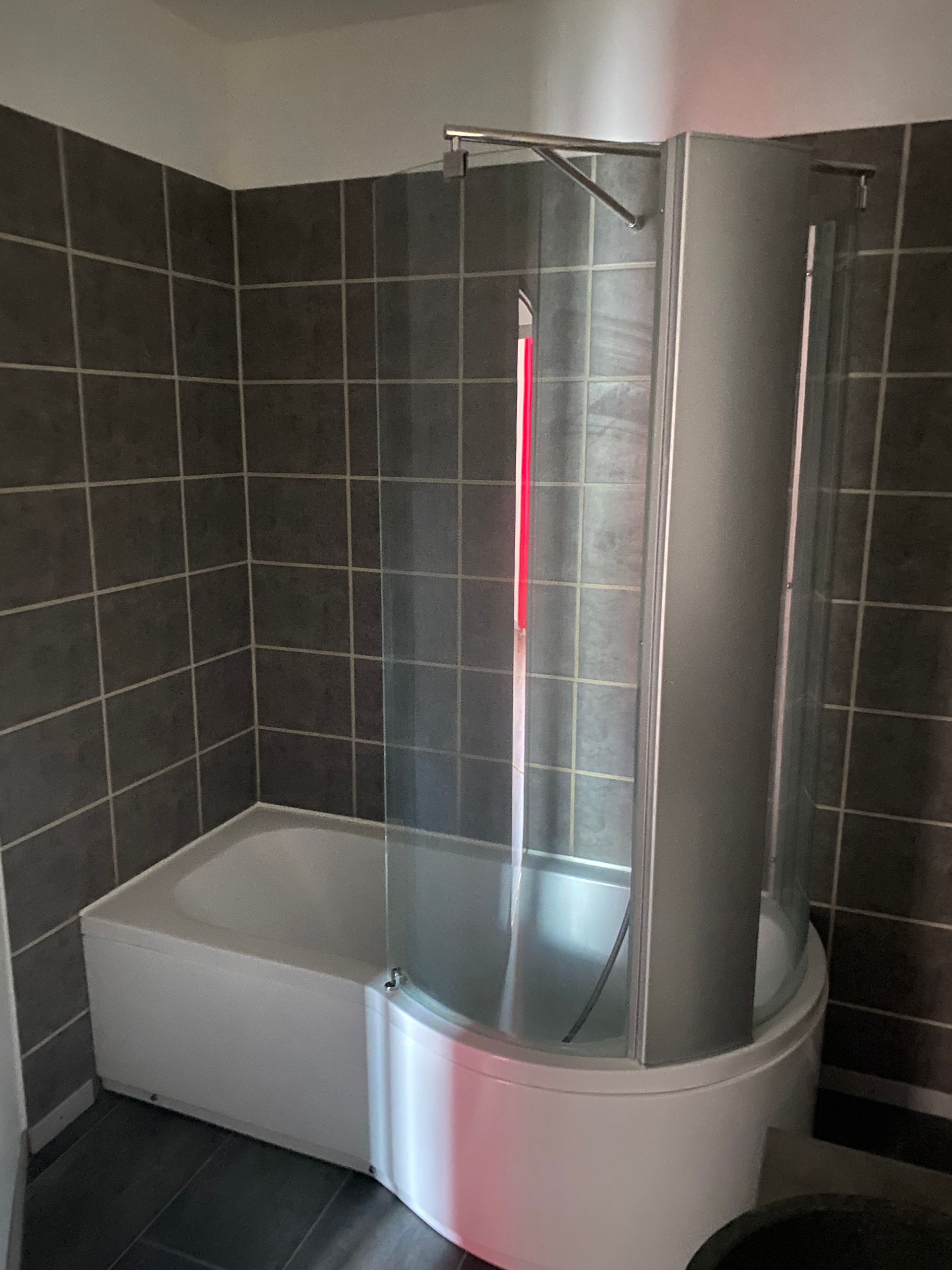 Baignoire et carrelage