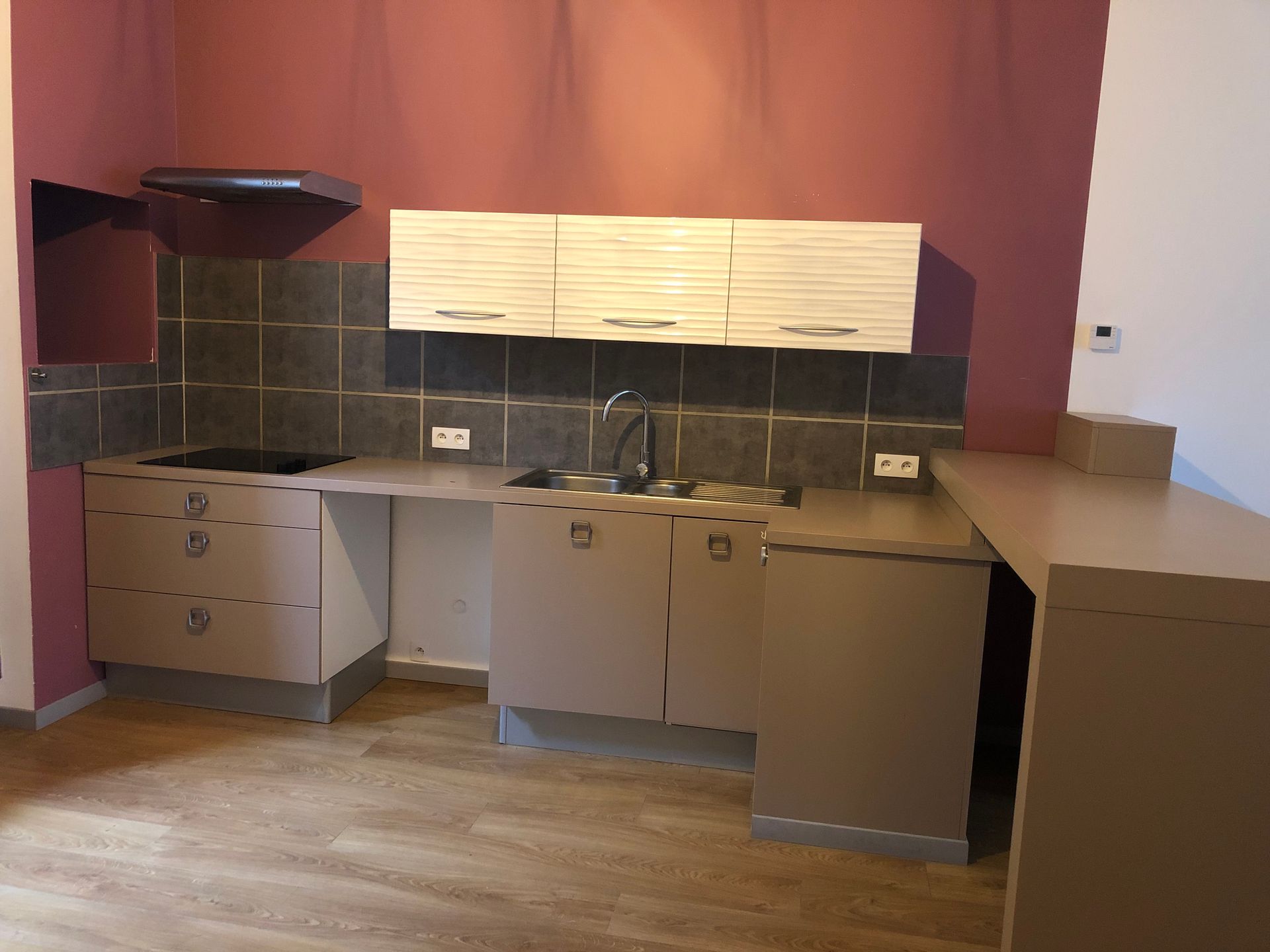 Parquet et travaux de peinture