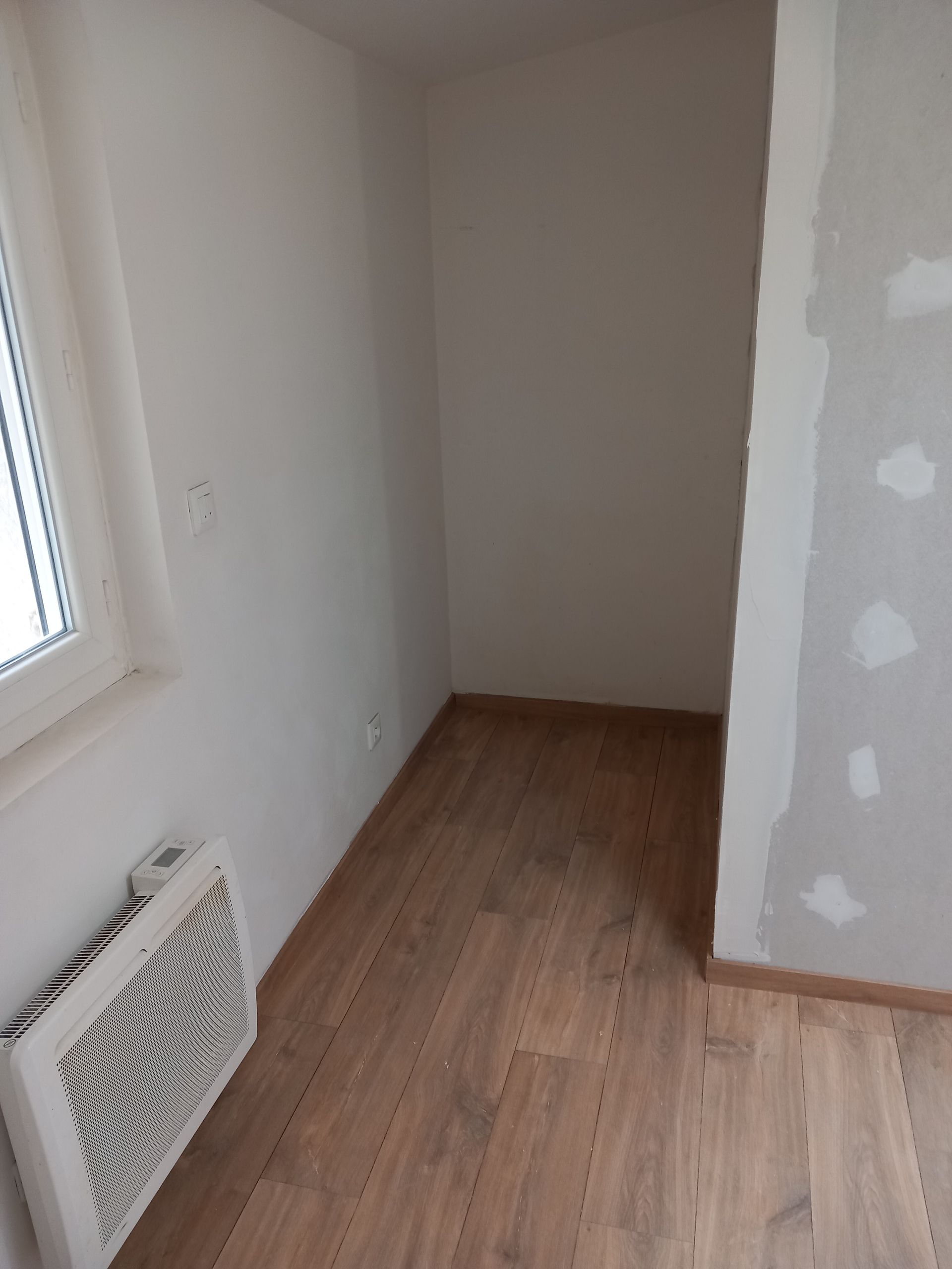 Rénovation du placo et du parquet d'une pièce 