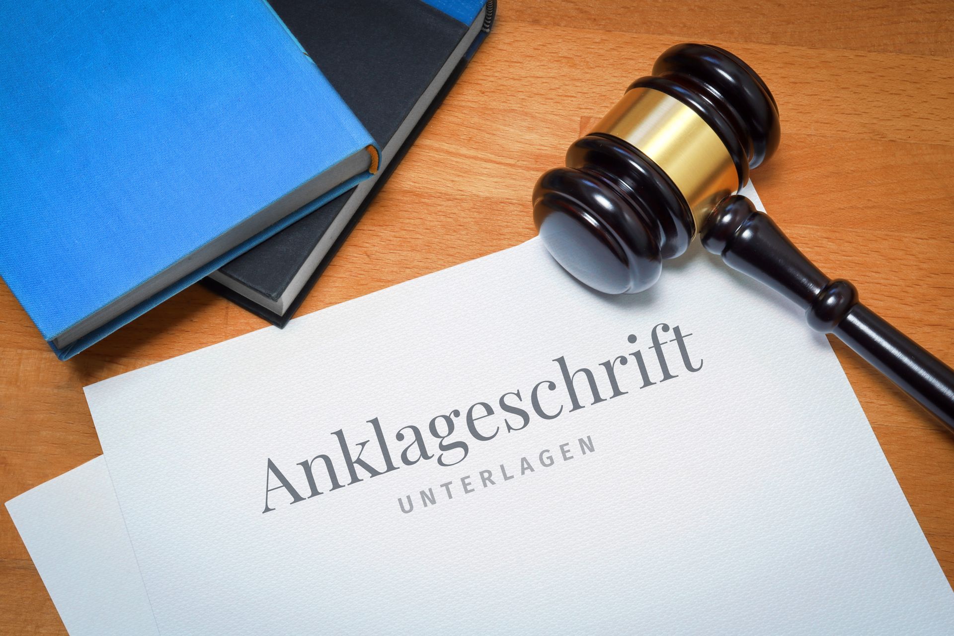 Bild Besprechung Unterlagen