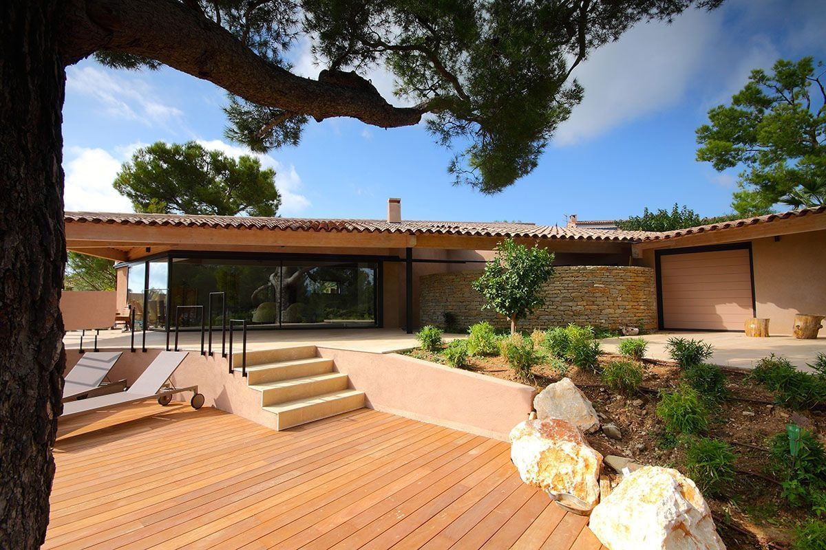 Maison avec terrasse aménagée