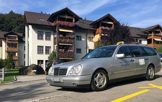 5 Plätze inkl. Chauffeur