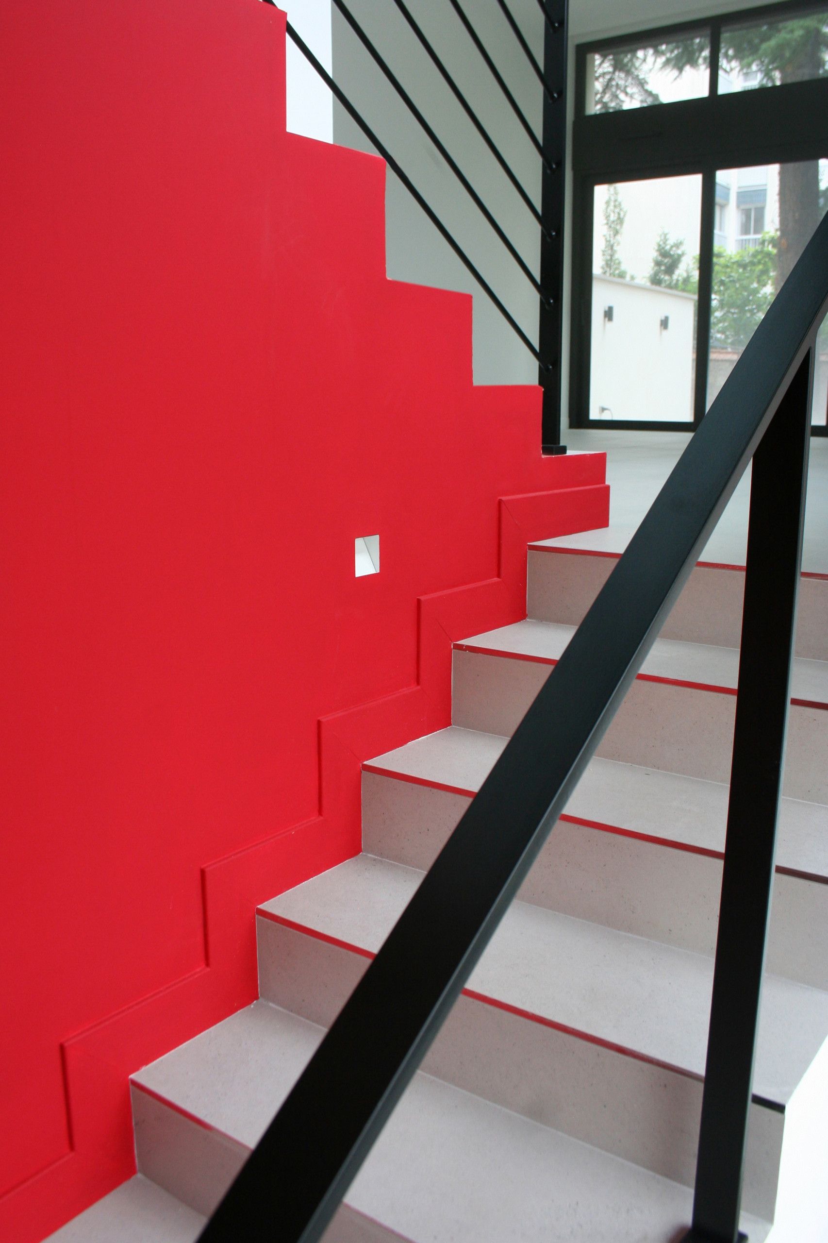 Maison moderne avec escalier