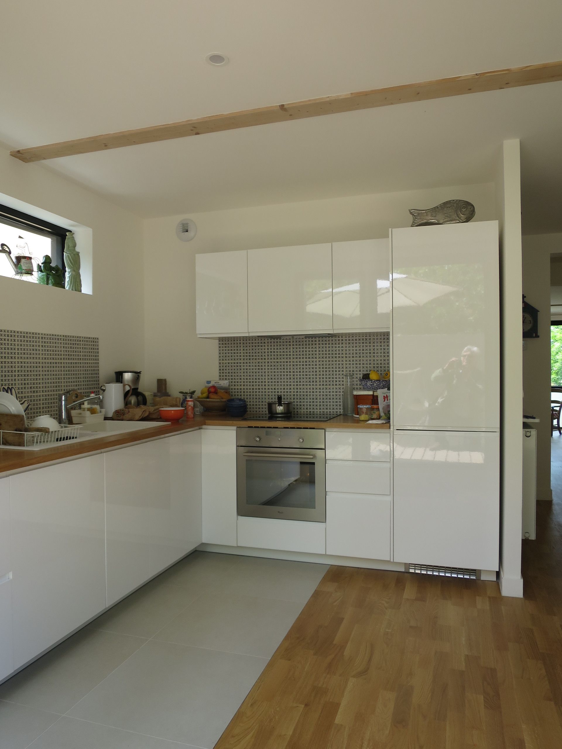 Cuisine blanche et bois