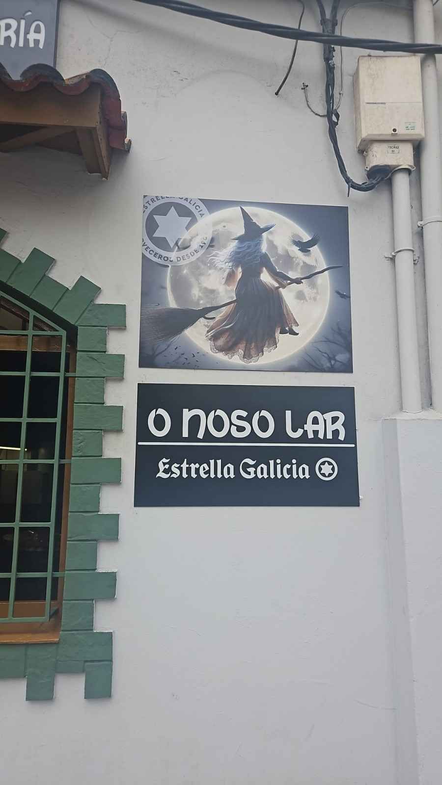 O noso Lar | Hamburguesería en Cambre | El local de las brujas 01