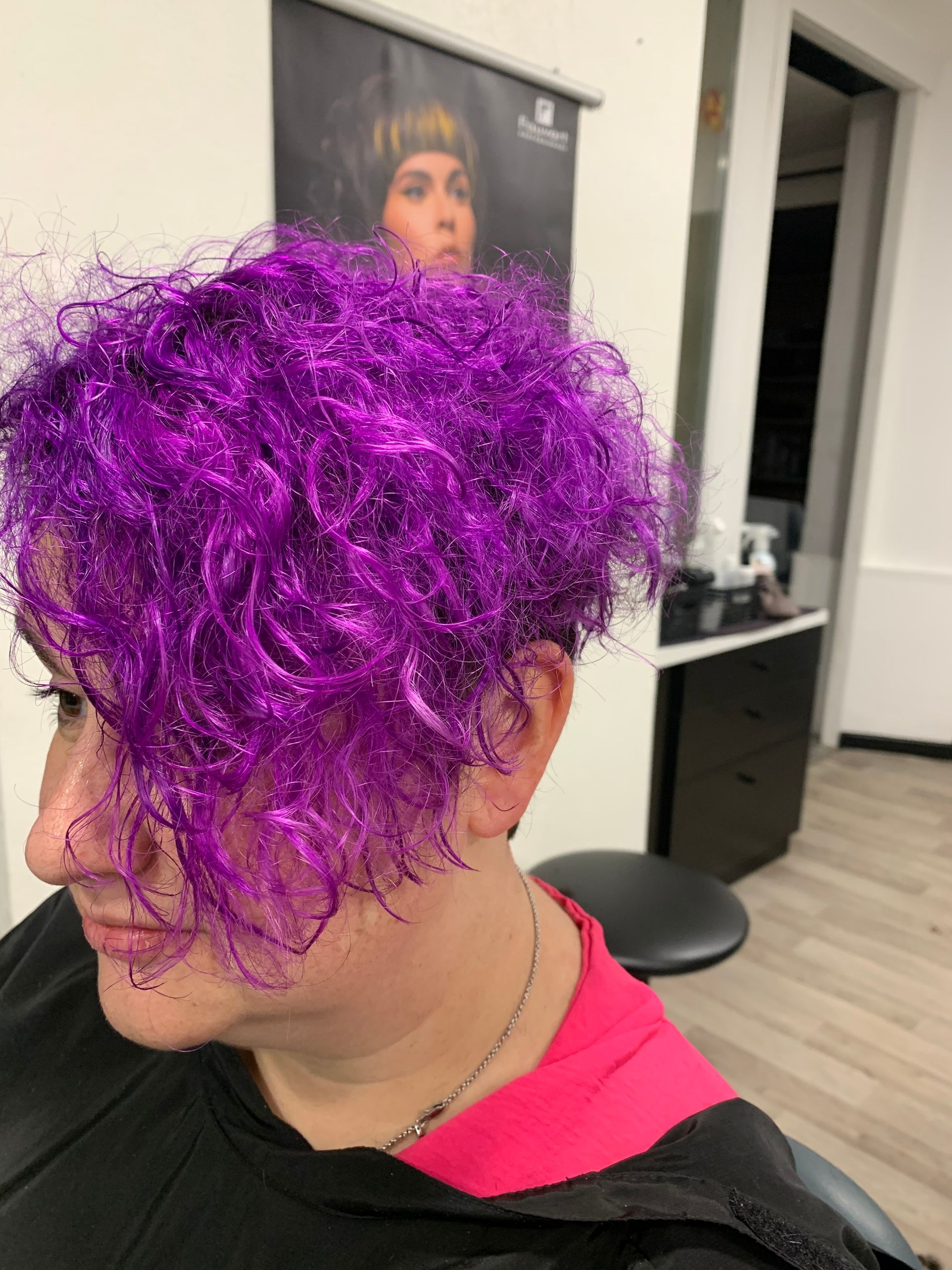 Couleur violet vibrant