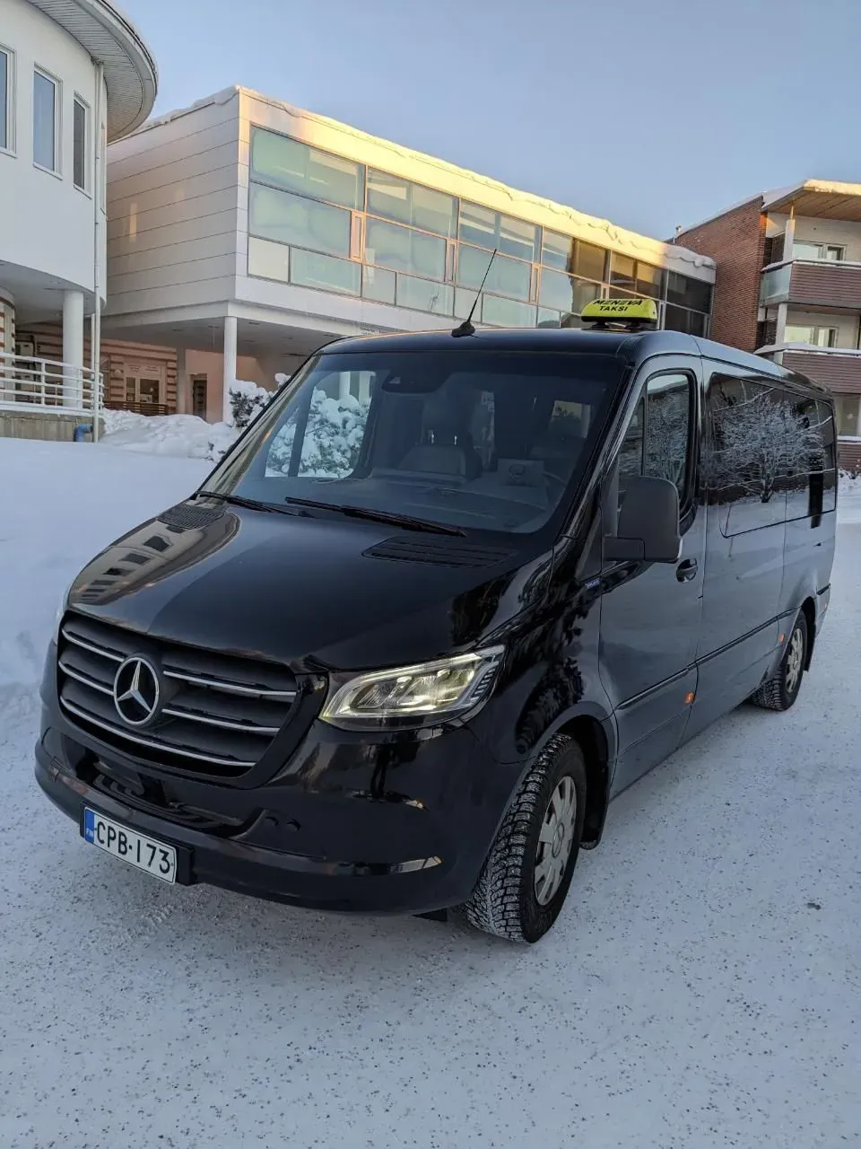 Vuokatin Taxipalvelu