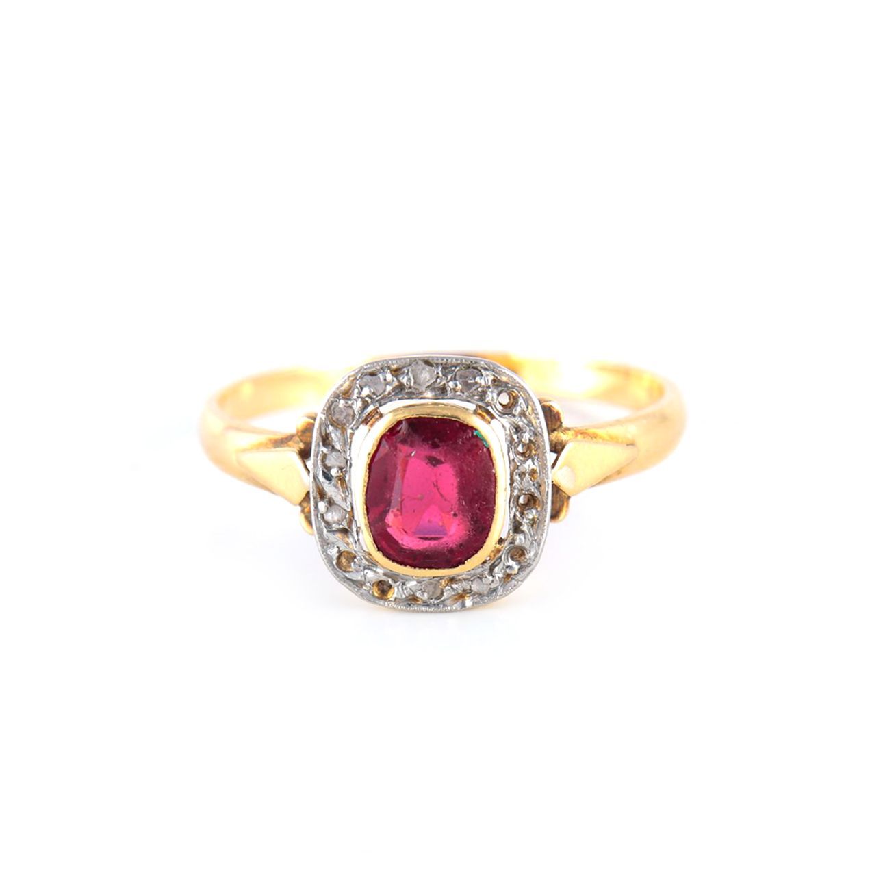 Bague or rubis diamants