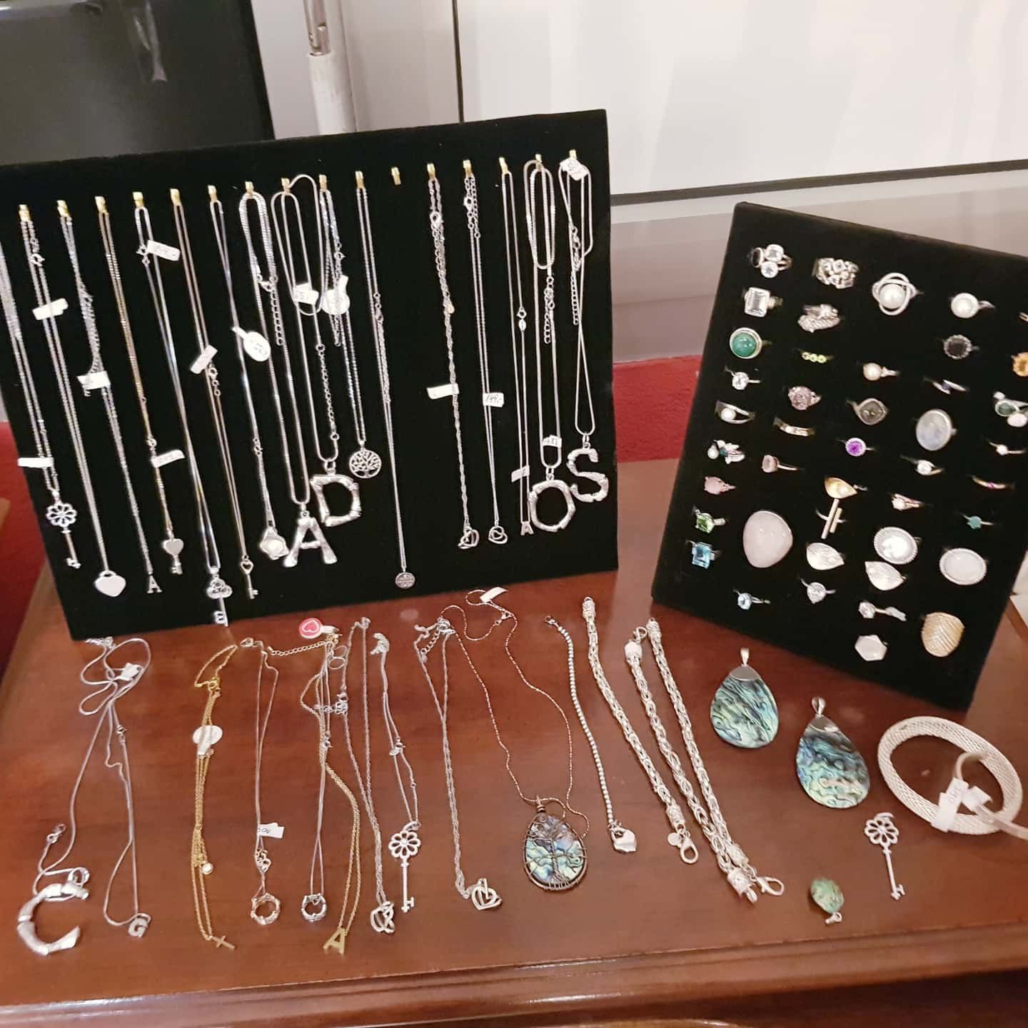 Schmuck Assessoires - Beauty By Anna Schwarz in Zürich