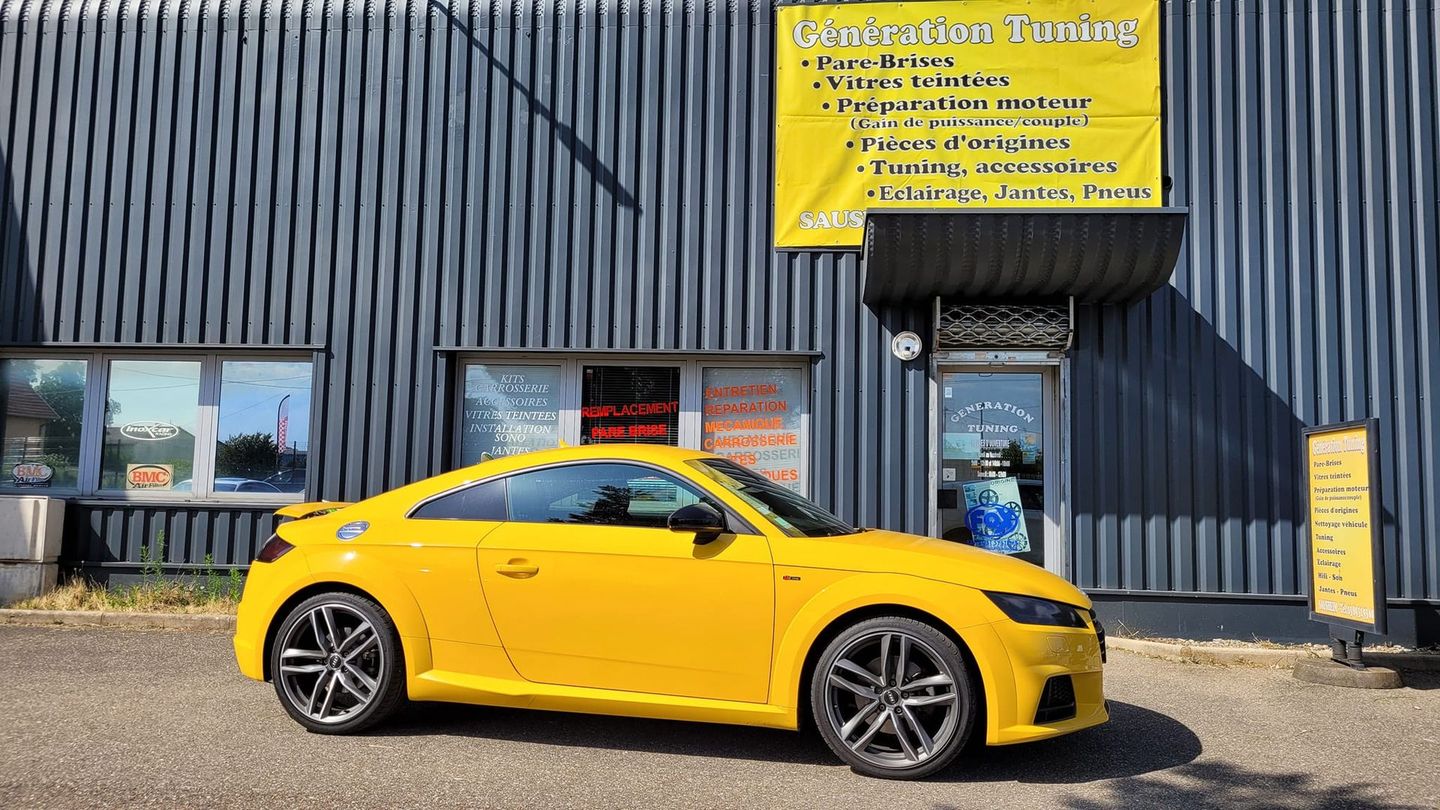 Photo de voiture jaune