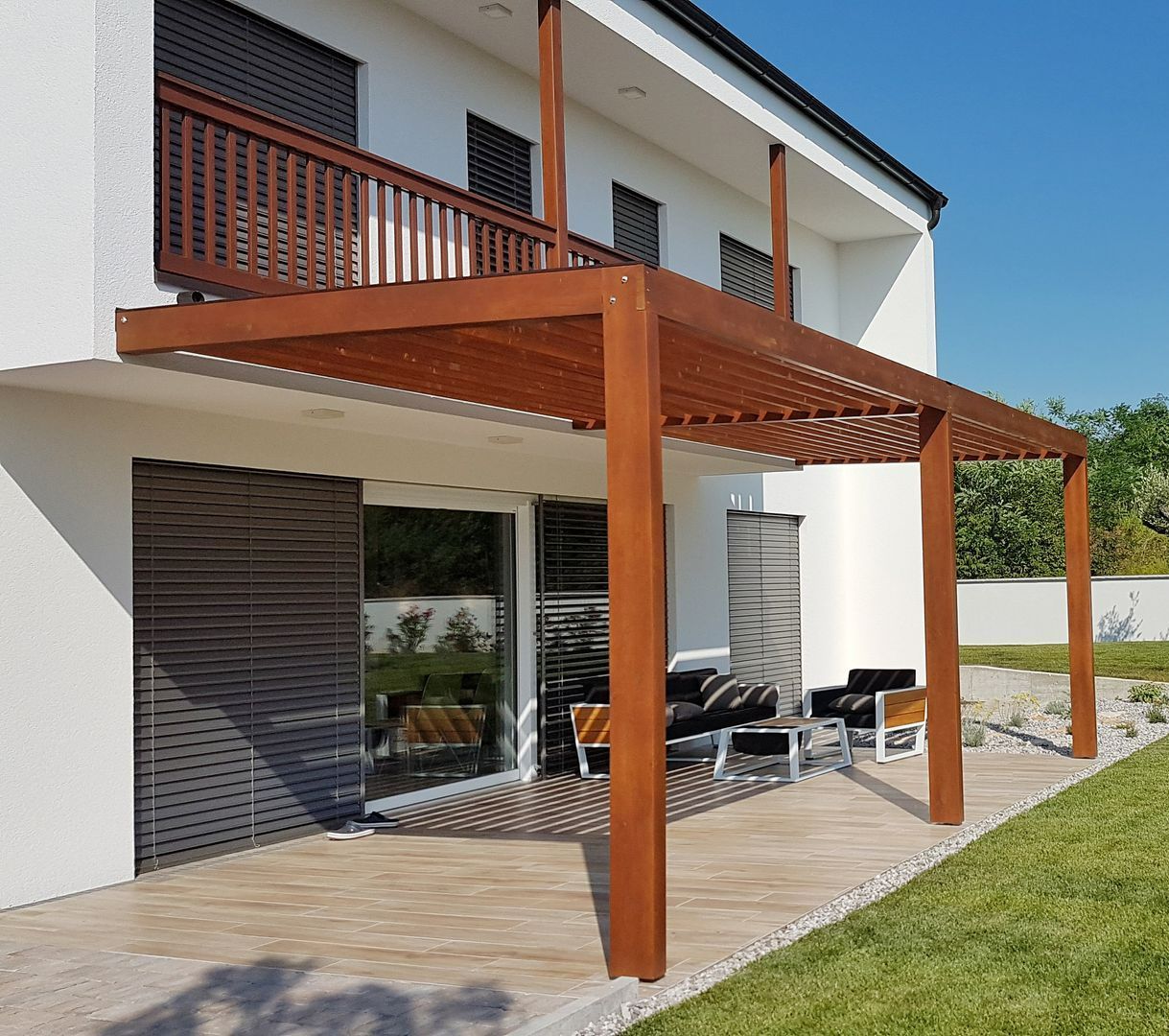Une pergola classique en bois