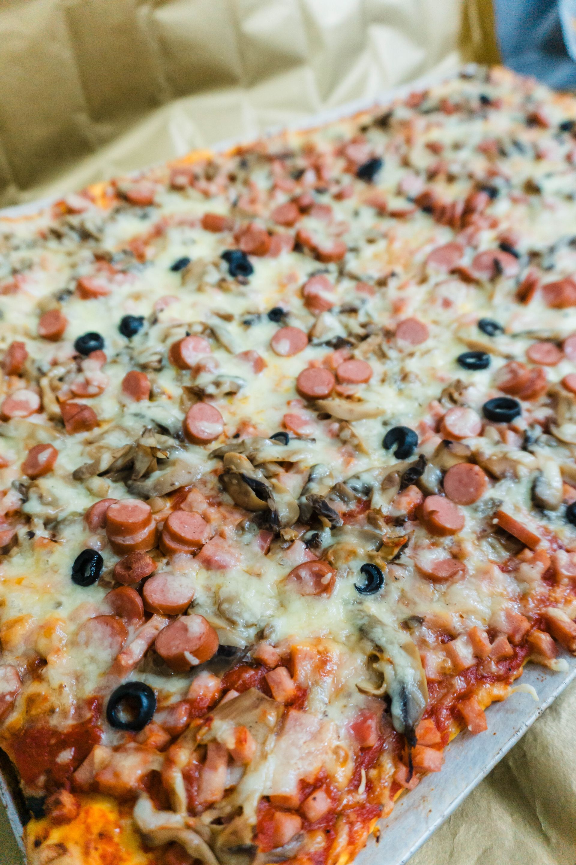 Pizza garnie de fromage