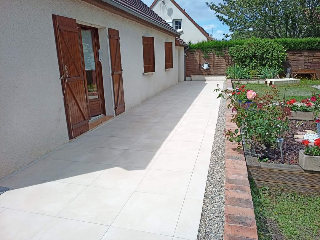 Terrasse en dalles après
