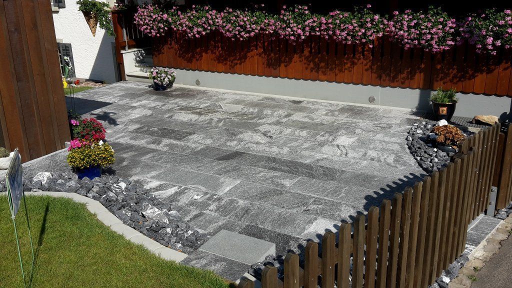 Bodenbeläge - Kramer Gartenbau