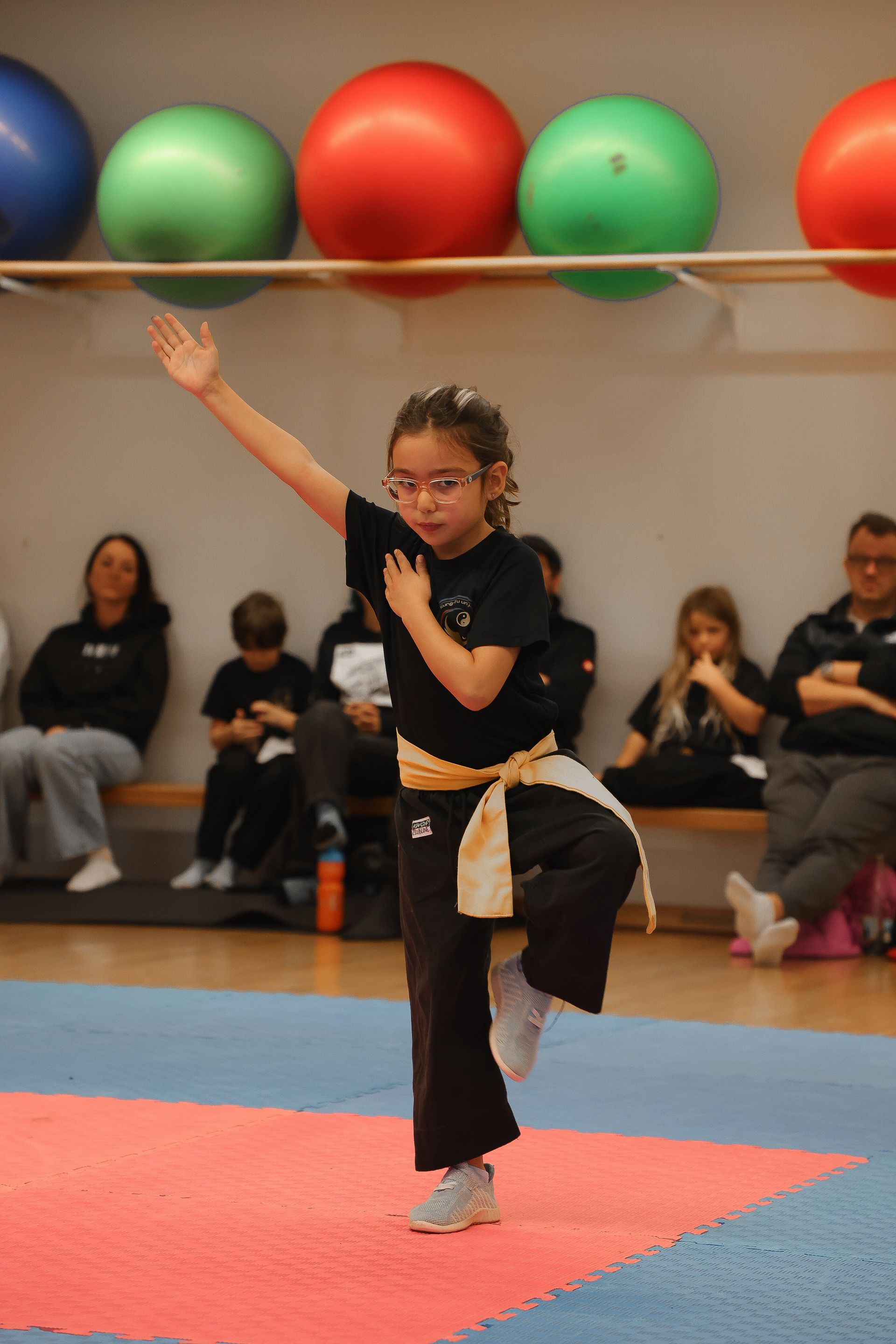 Shaolin Kung-Fu Formentraining unter Anleitung des Kyosa
