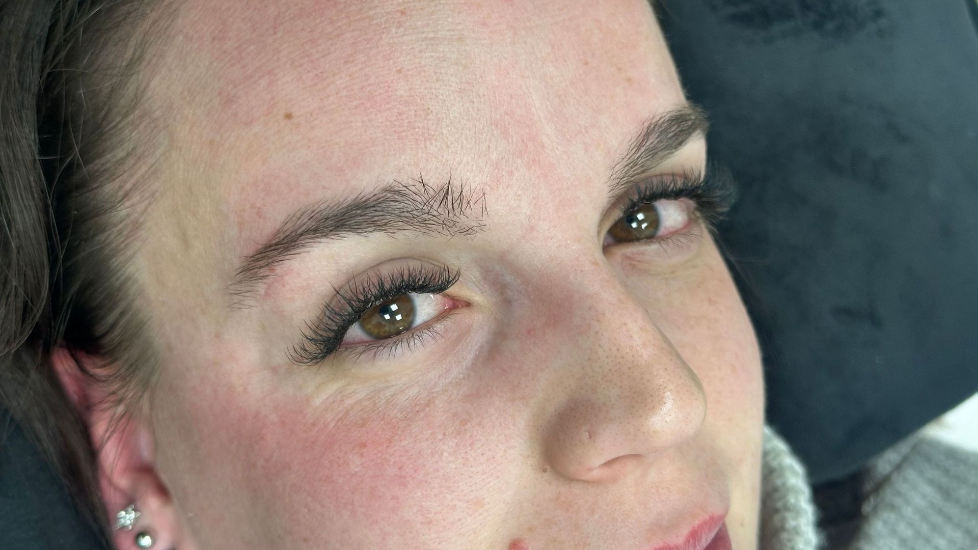 Cejas y pestañas