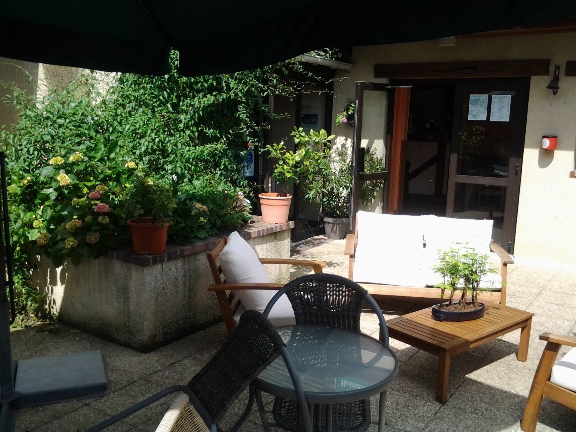 Entrée de l'auberge