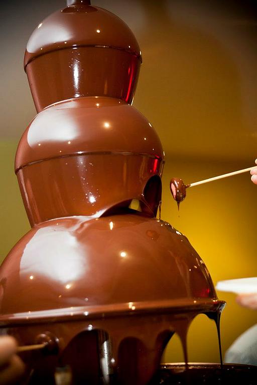 Fontaine de chocolat au lait