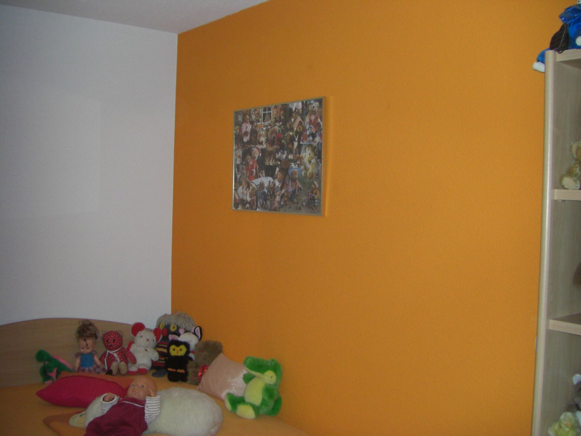 Malerarbeit Wand Orange - Malergeschäft Tobler GmbH