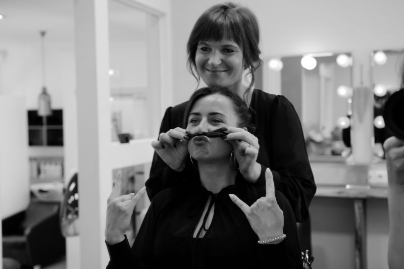 Choukri Maamouri und Katharina Mocarski im Salon