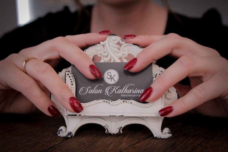 Bild Choukri Maamouri und Katharina Mocarski im Salon, Öffnet den Dialog