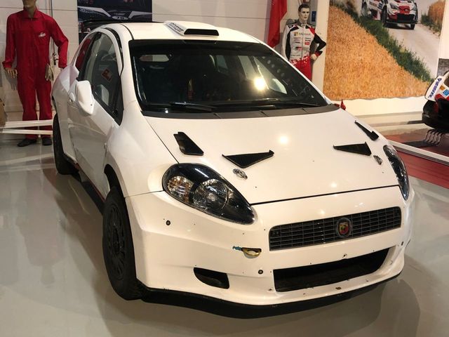2007 Abarth Grande Punto S2000 - conceptcarz.com
