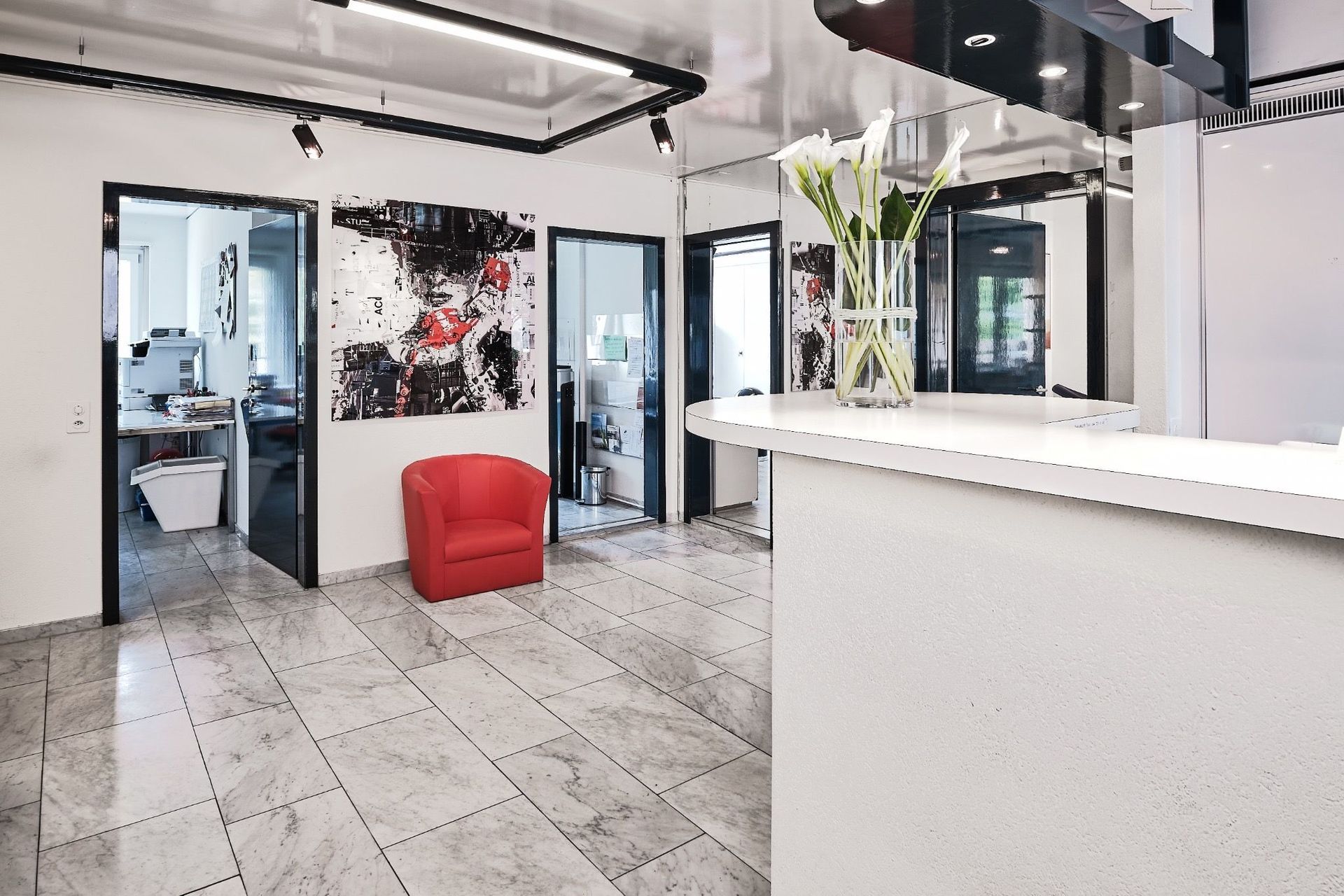 Ms. Dr. med. Danja Kleinstück-Isler,
specialist in internal medicine FMH