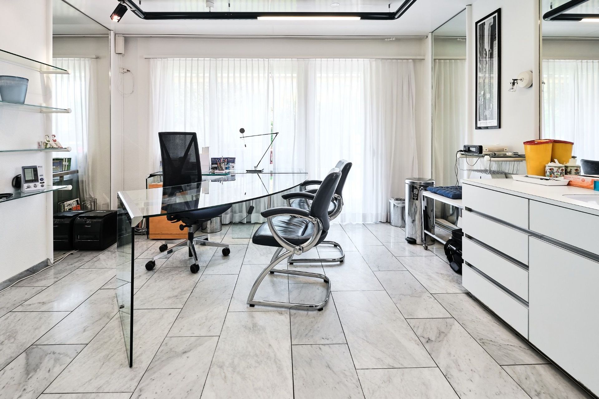 Ms. Dr. med. Danja Kleinstück-Isler,
specialist in internal medicine FMH