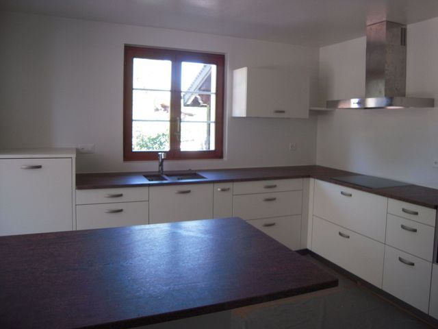 Vue intérieur d'une maison après rénovation-transformation 