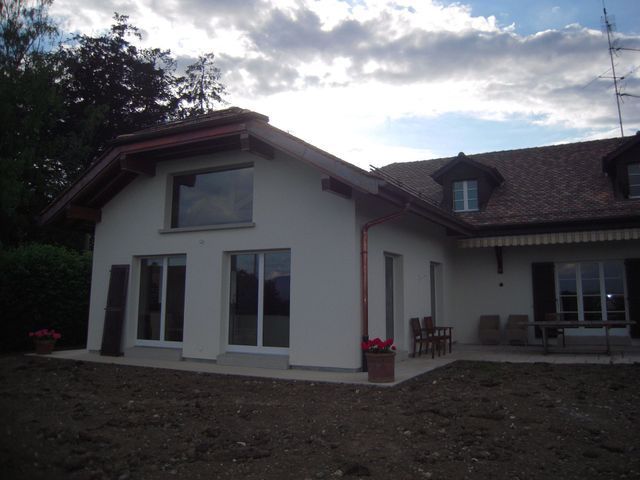 Rénovation-transformation extérieure d'une maison 