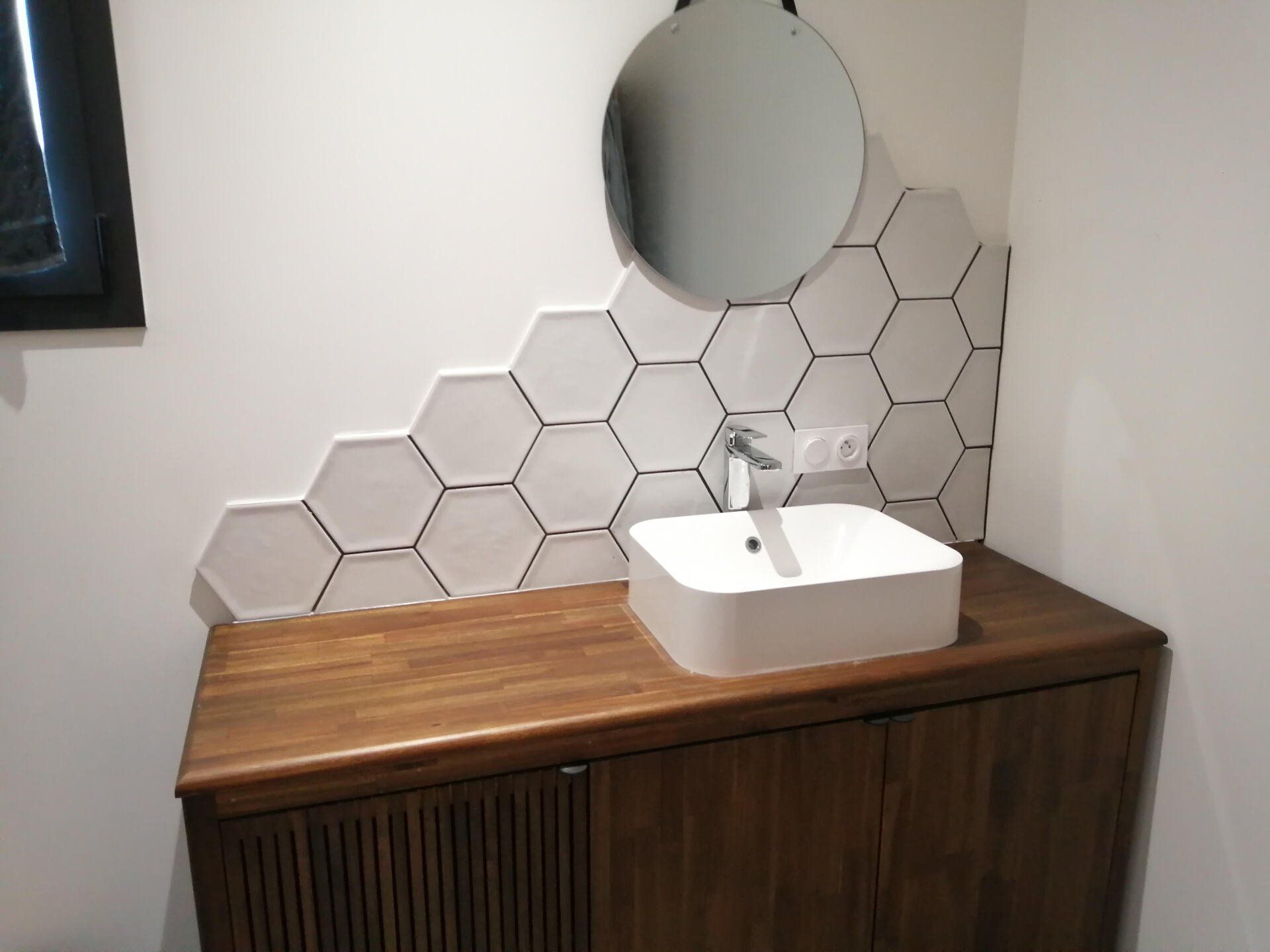 Meuble + lavabo de salle de bains