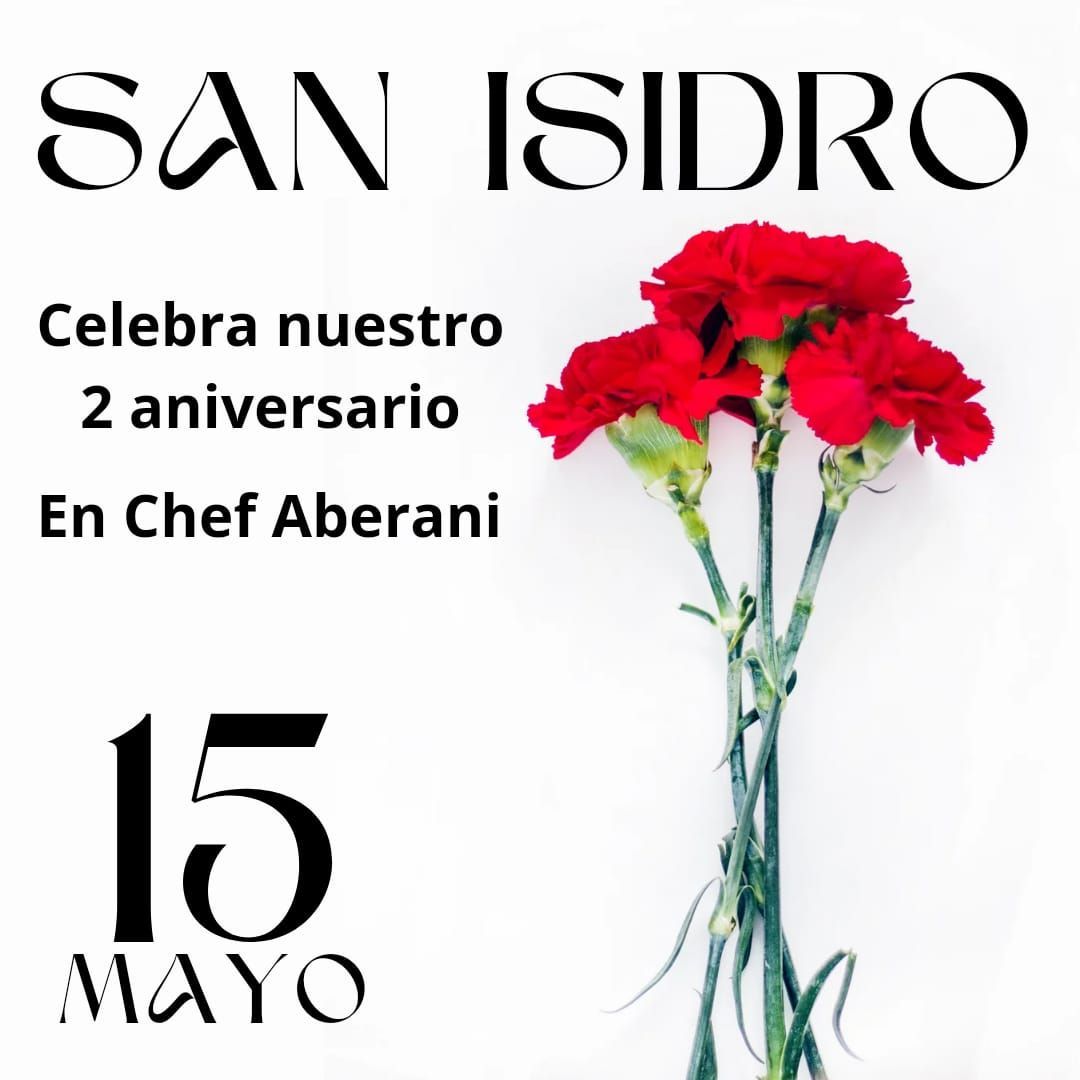 Un ramo de claveles rojos en un jarrón con la fecha 15 de mayo.