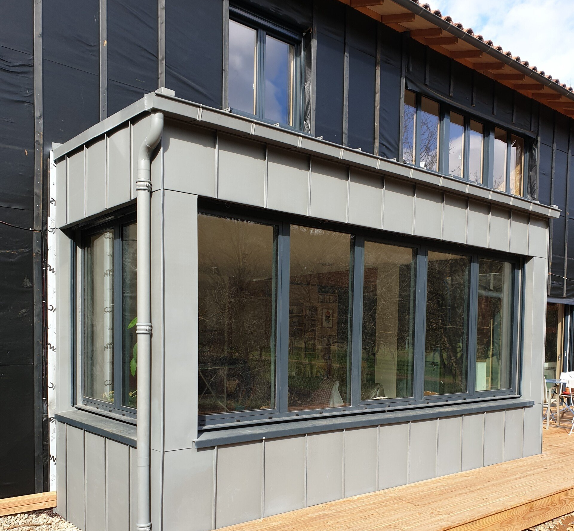 Bardage en zinc terminé