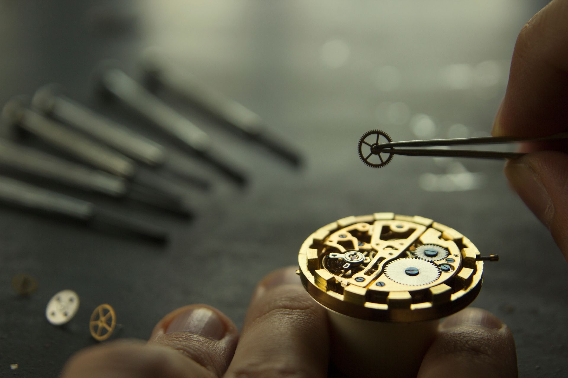 Une réparation de montre en cours