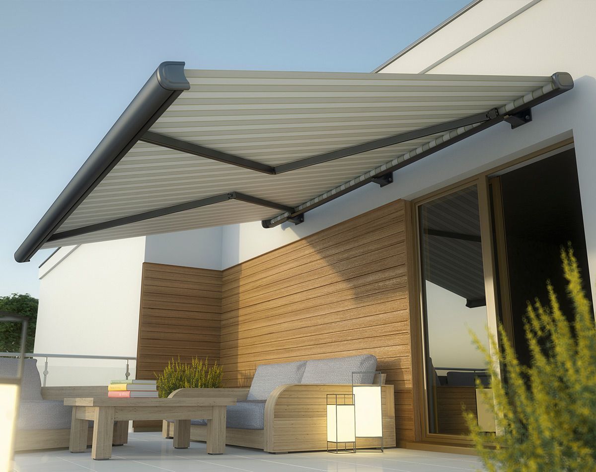 Store extérieur au-dessus d'une terrasse