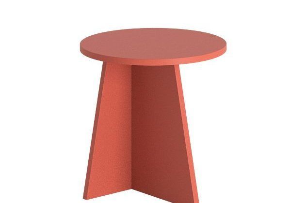 Una mesa roja con tapa redonda y tres patas sobre un fondo blanco.