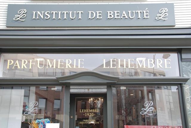 parfumerie la plus proche