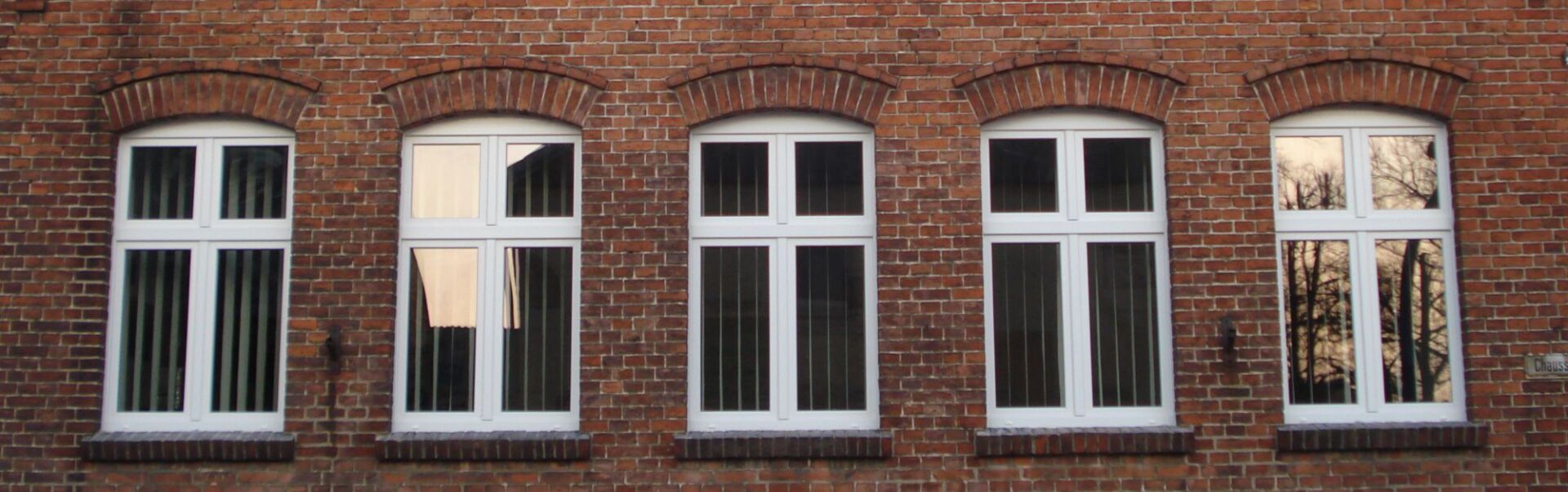 Fenstereinbau an denkmalgeschütztem Gebäude